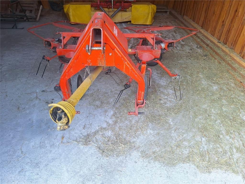 Deutz-Fahr  耙與翻草機