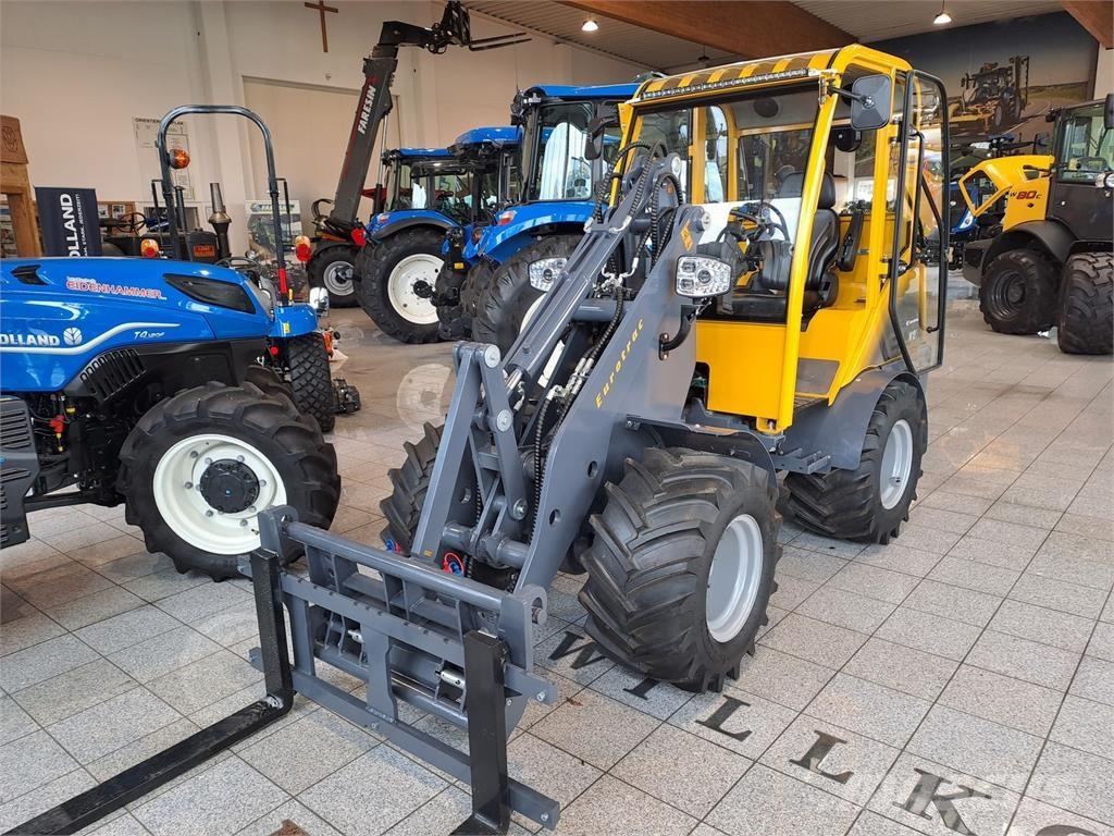 Eurotrac W 12 S 前端裝載機和挖掘機
