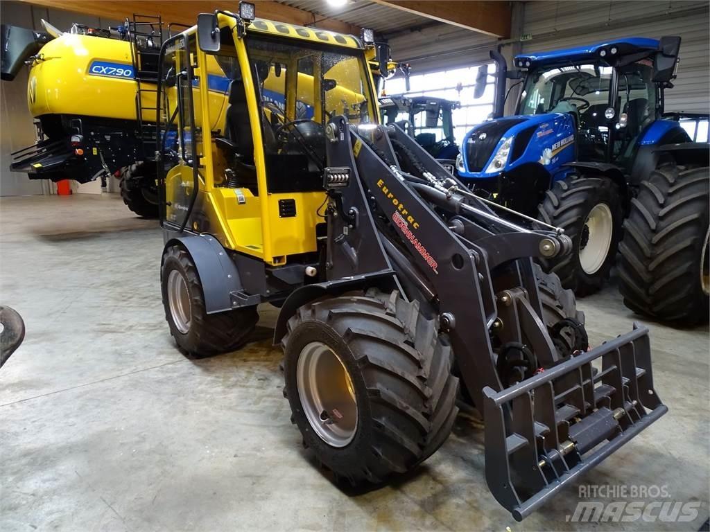 Eurotrac W 13 前端裝載機和挖掘機