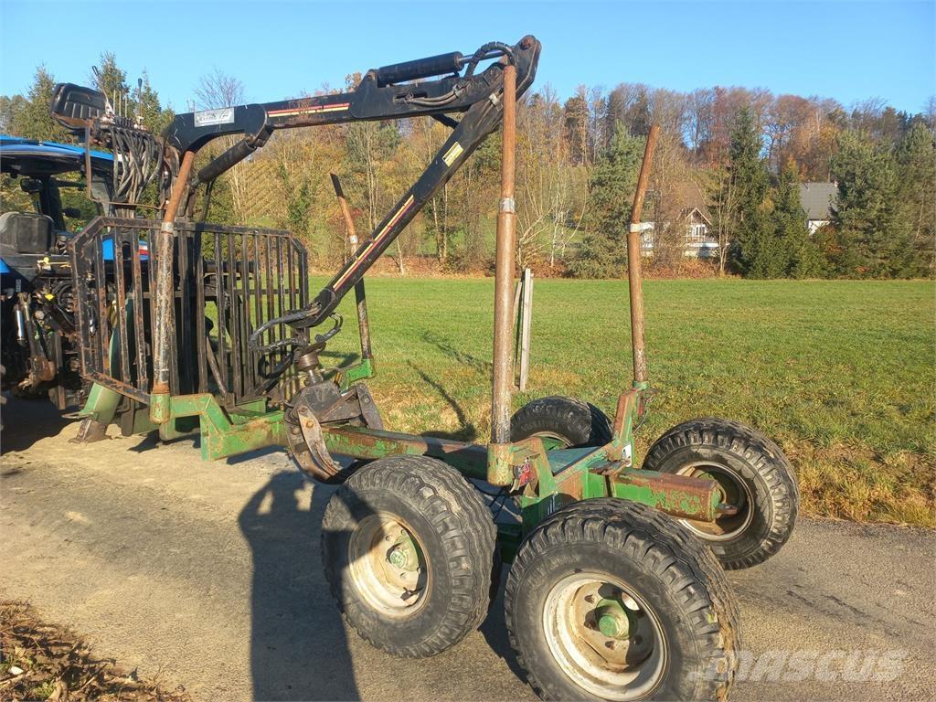 Farma 6to 林業拖車