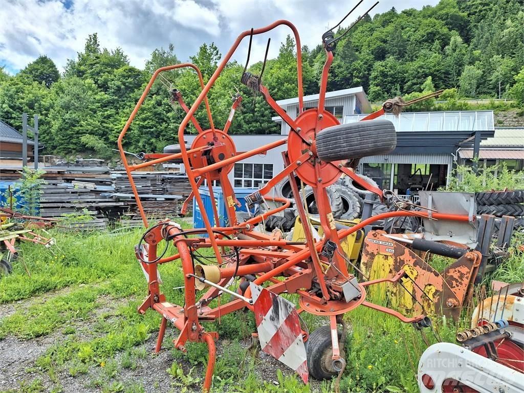 Fella TH 540 Hydro 耙與翻草機