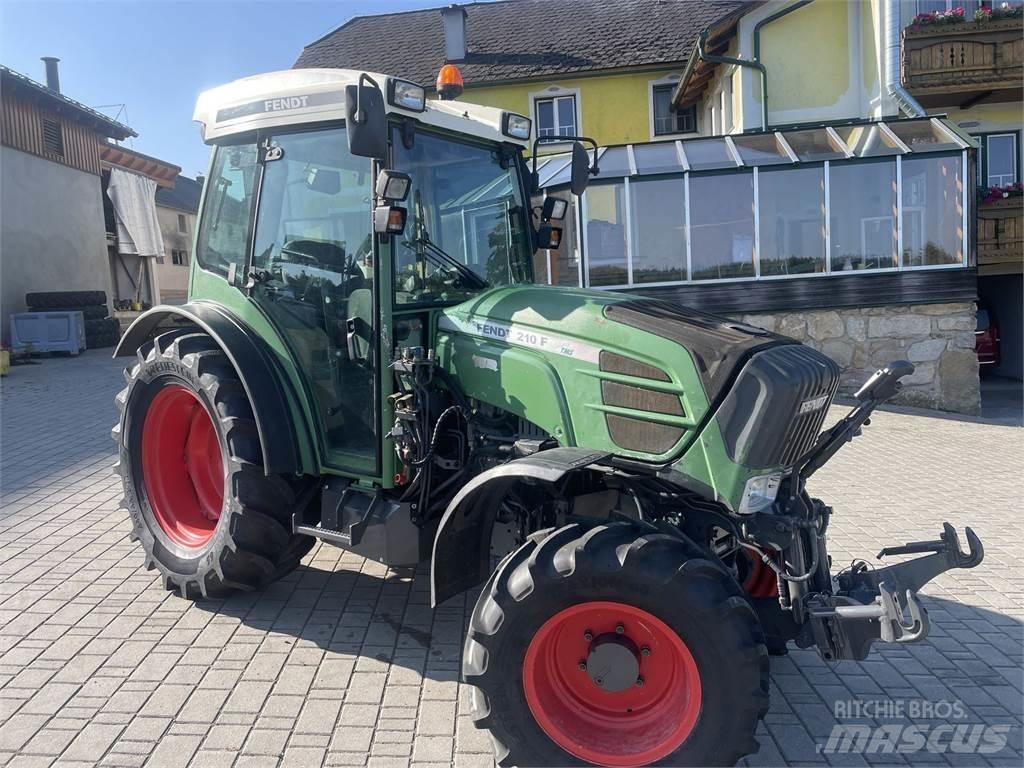 Fendt 210 F Profi 曳引機