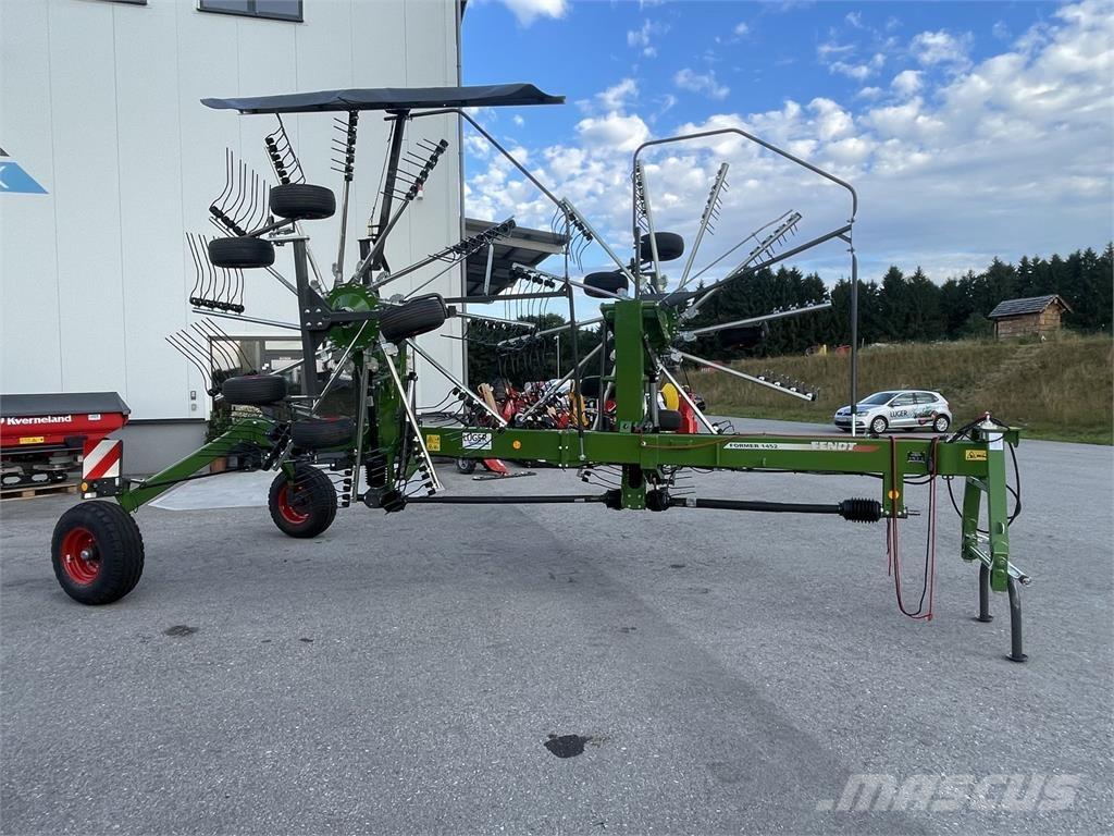 Fendt Former 1452 收割列行機(撒布機)