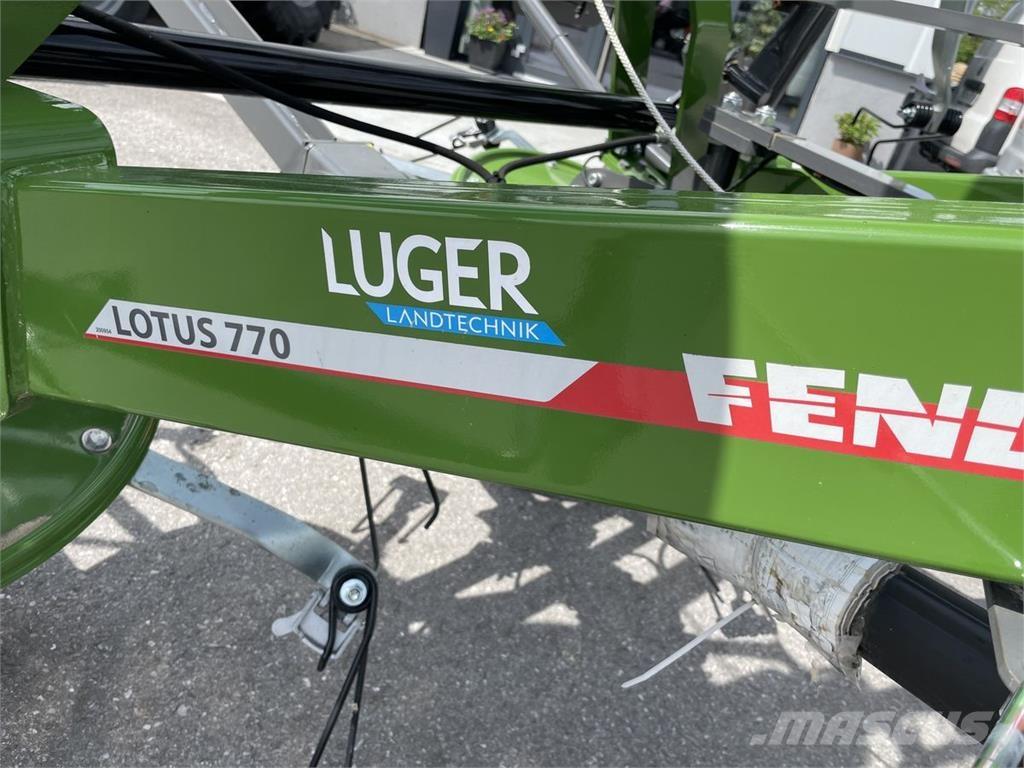 Fendt Lotus 770 耙與翻草機