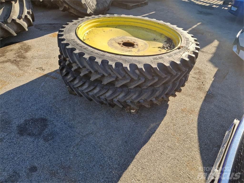 Firestone 230/95R44 輪胎、車輪和輪圈