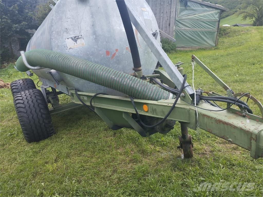 Fliegl  水肥車