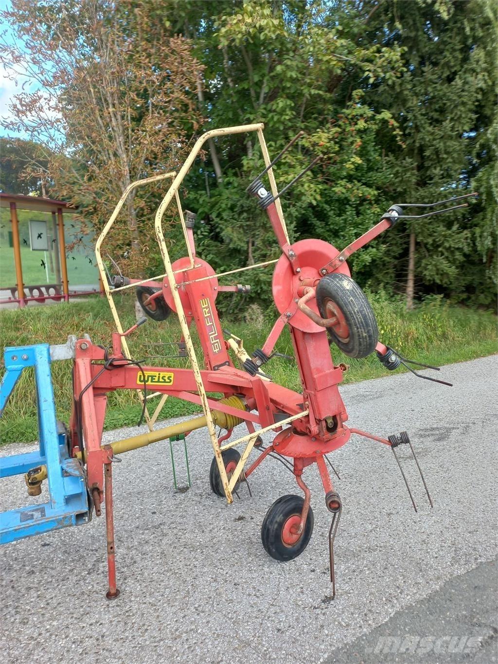 Galfre 450 耙與翻草機