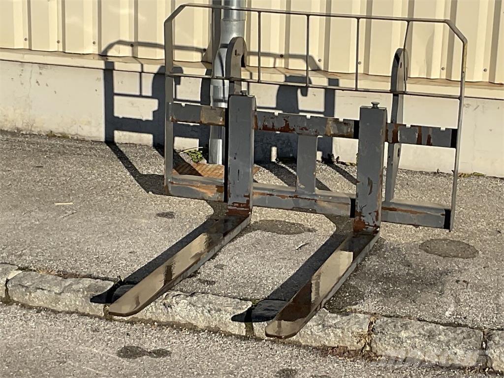 Gehl Palettengabel 伸縮臂操作車