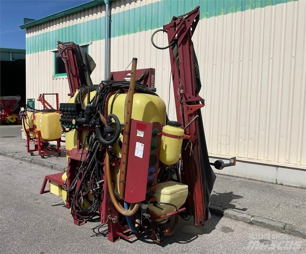 Hardi Master 牽引式噴霧機