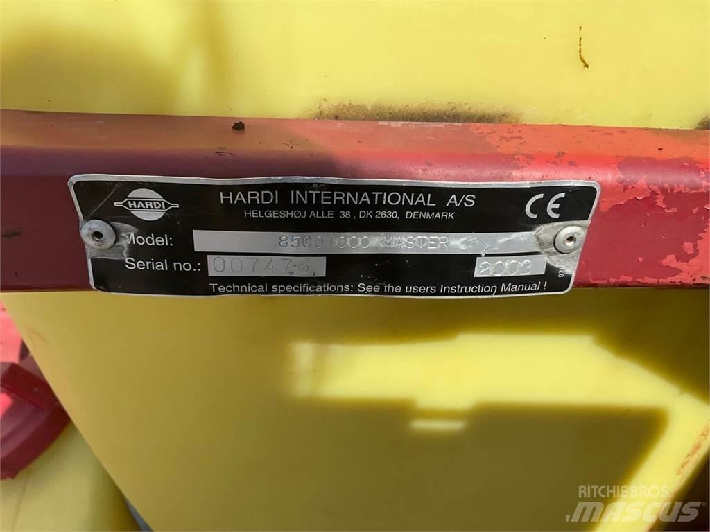 Hardi Master 牽引式噴霧機