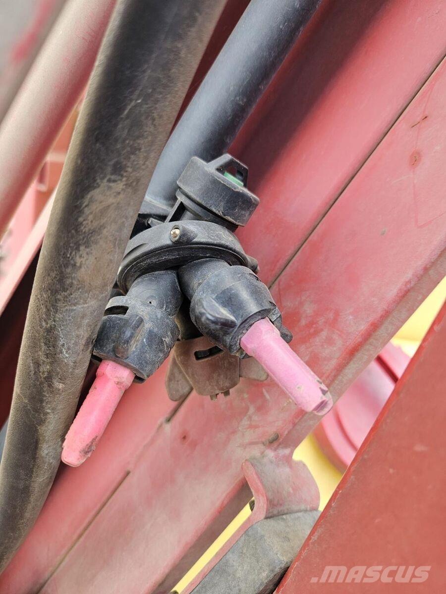 Hardi Master 牽引式噴霧機