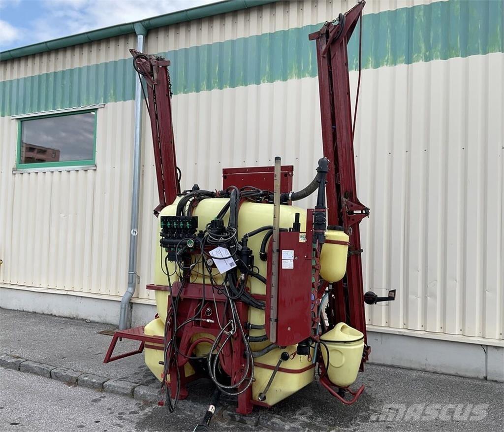 Hardi Master 1200 牽引式噴霧機