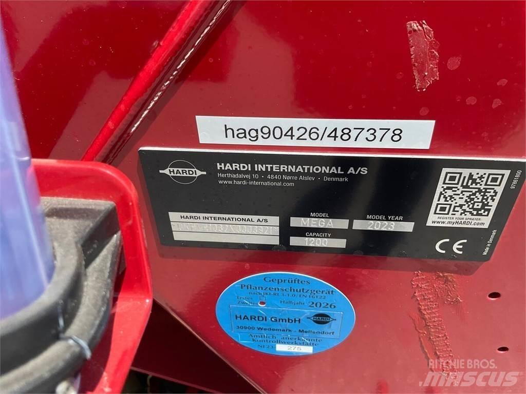 Hardi Mega 1200 牽引式噴霧機