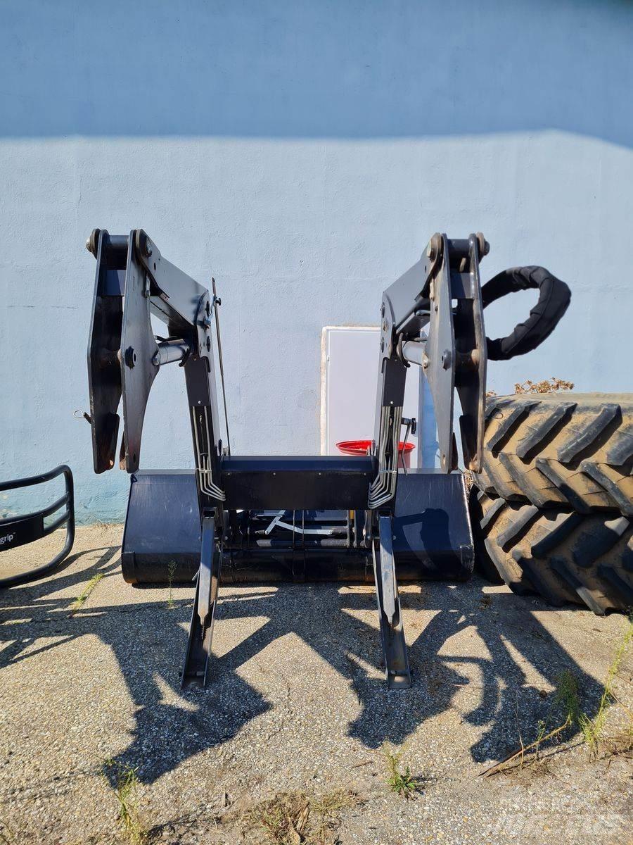 Hauer XB 110 前端裝載機配件