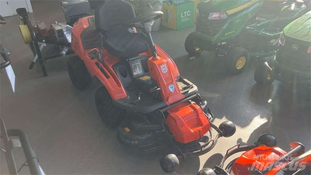 Husqvarna R 214TC 其他地面照料機械