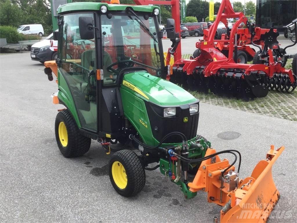 John Deere 1026R 曳引機