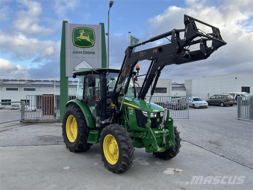 John Deere 5075E 曳引機