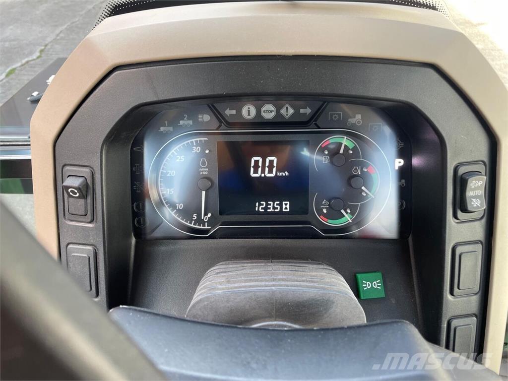 John Deere 5100M 曳引機