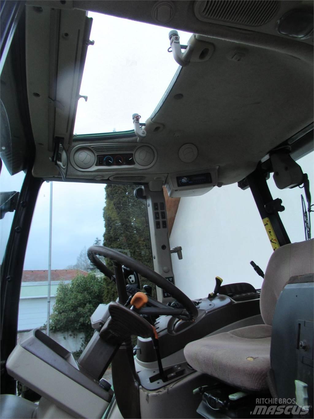 John Deere 5820 曳引機