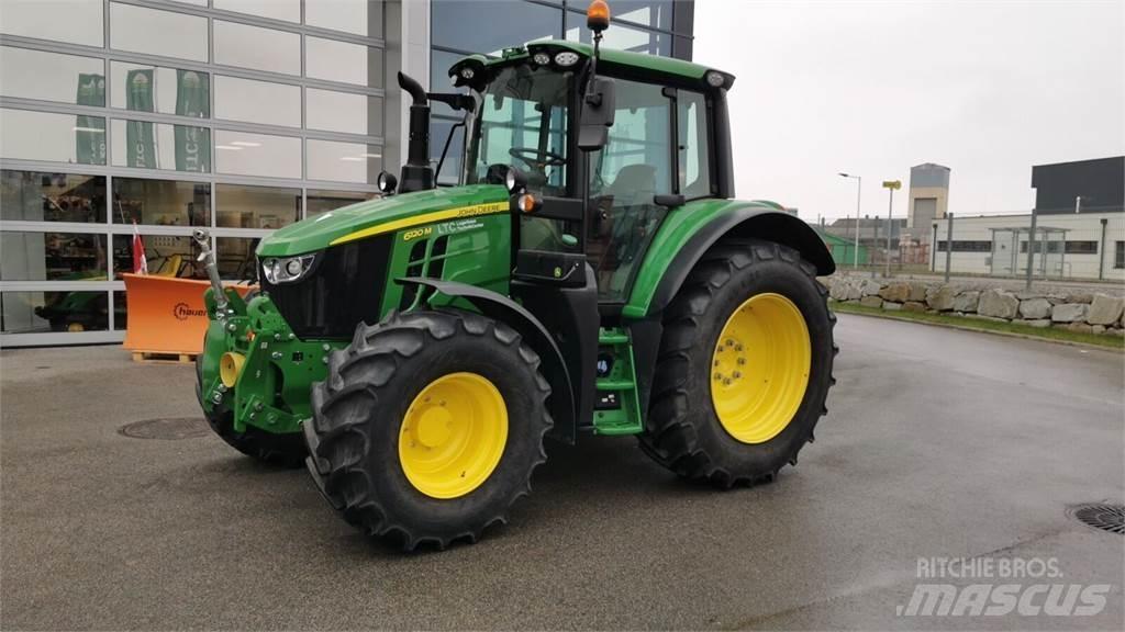 John Deere 6120M 曳引機