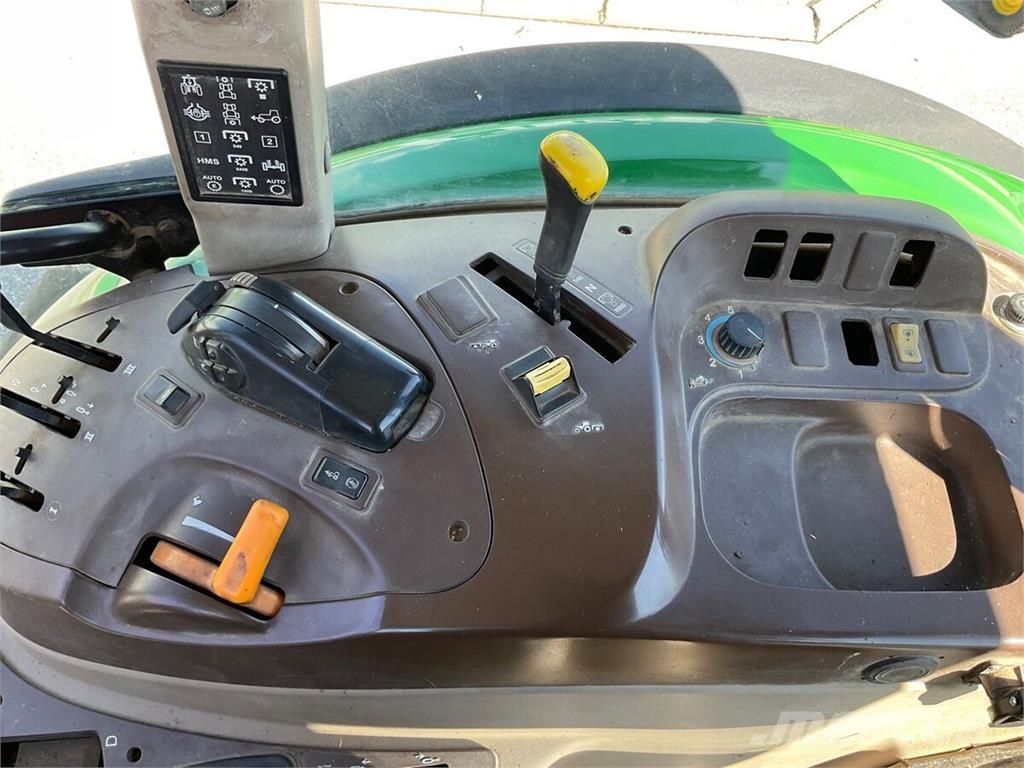 John Deere 6210R 曳引機