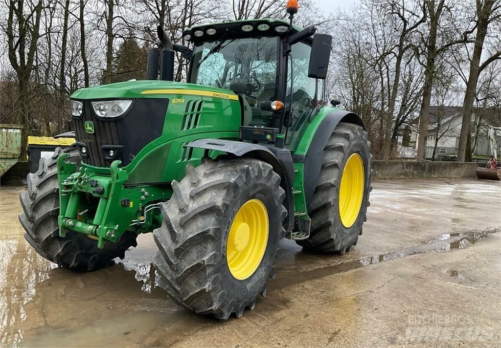John Deere 6215R 曳引機