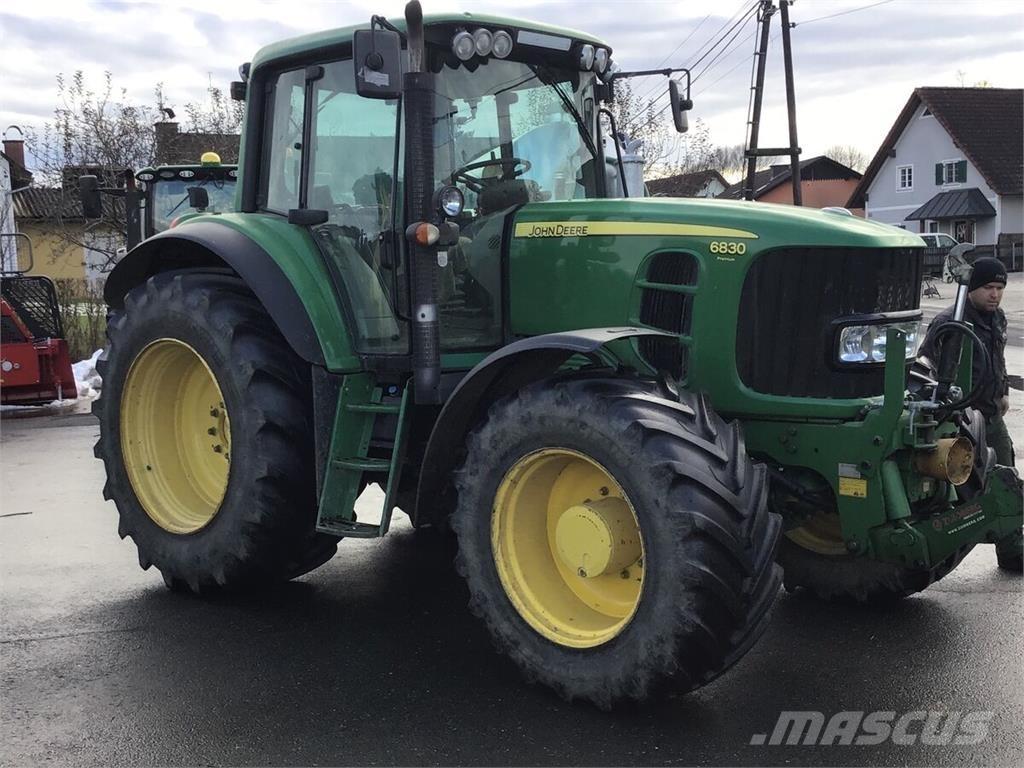 John Deere 6830 曳引機