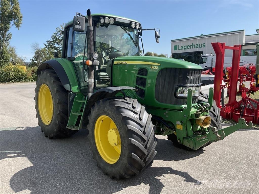 John Deere 6830 曳引機