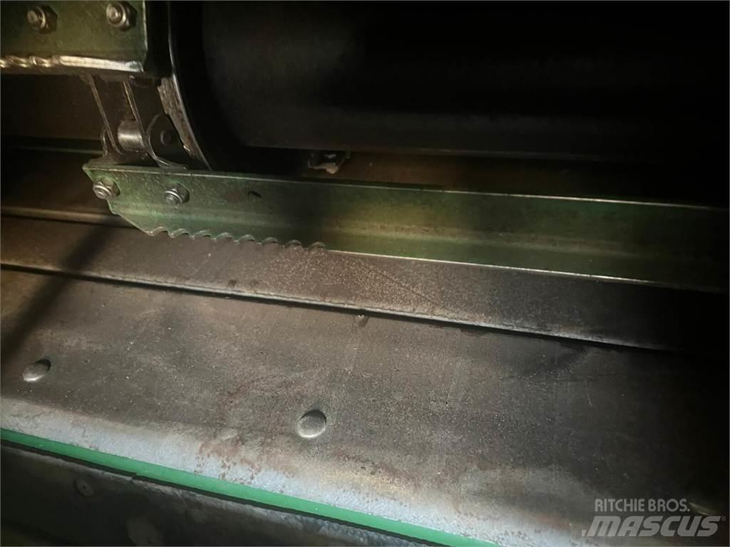 John Deere T550 聯合收穫機