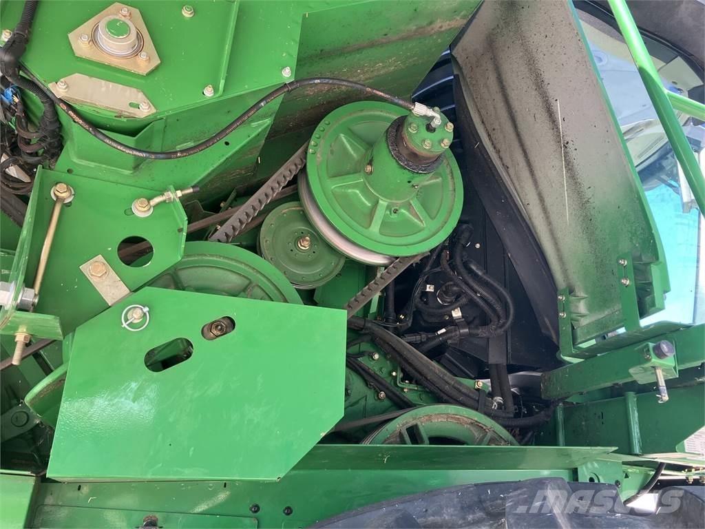 John Deere T550 HM 聯合收穫機
