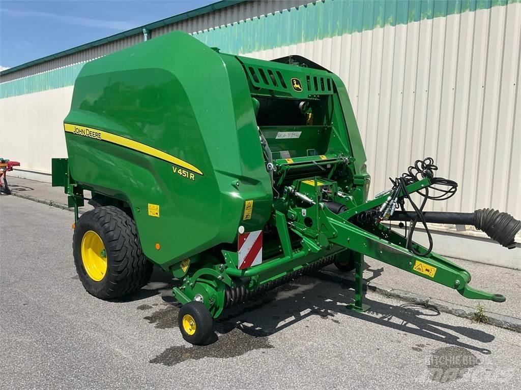 John Deere V451R 圓型牧草打包機