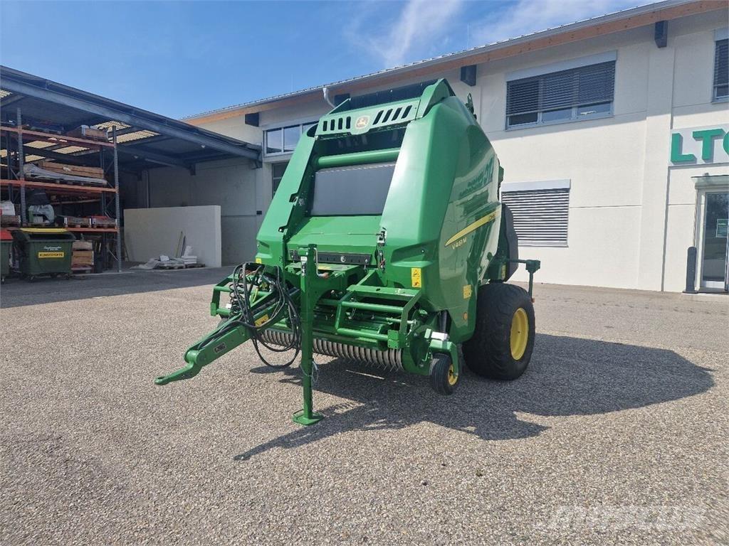 John Deere V461M 圓型牧草打包機
