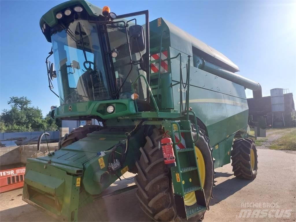 John Deere W440 聯合收穫機