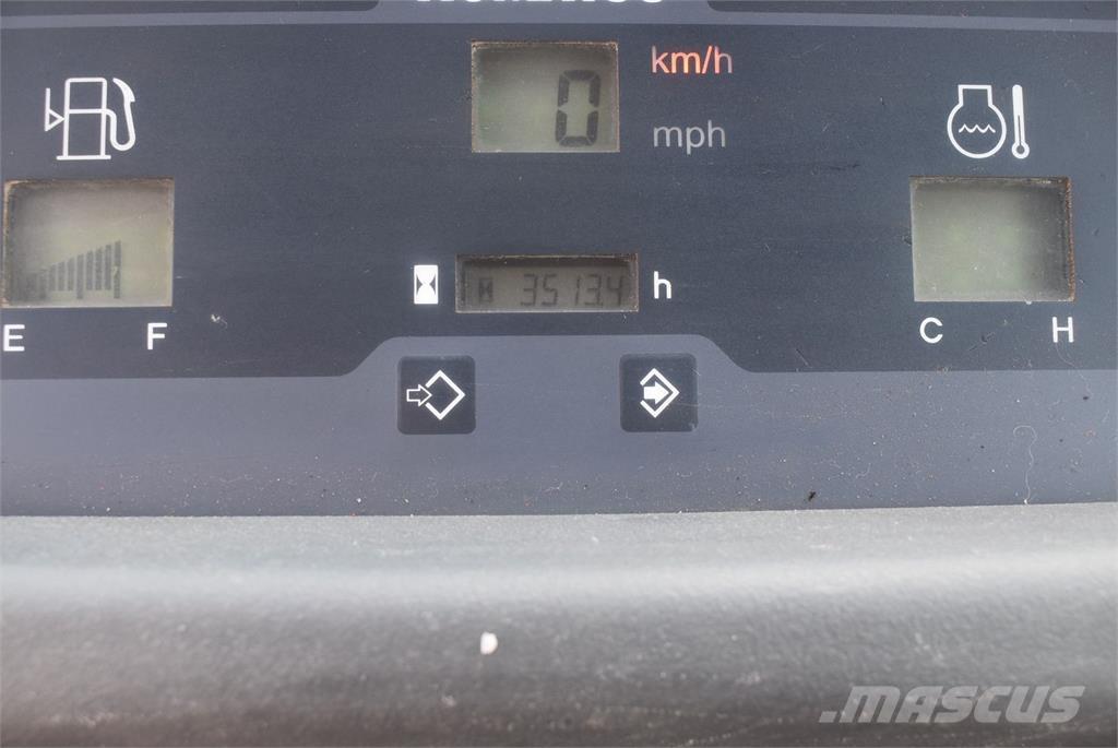 Komatsu WA70-7 輪胎式裝載機