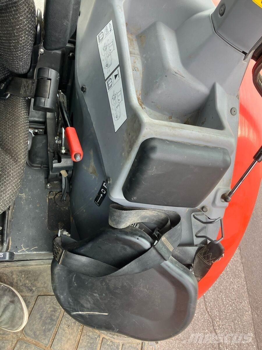 Kubota M4072 曳引機