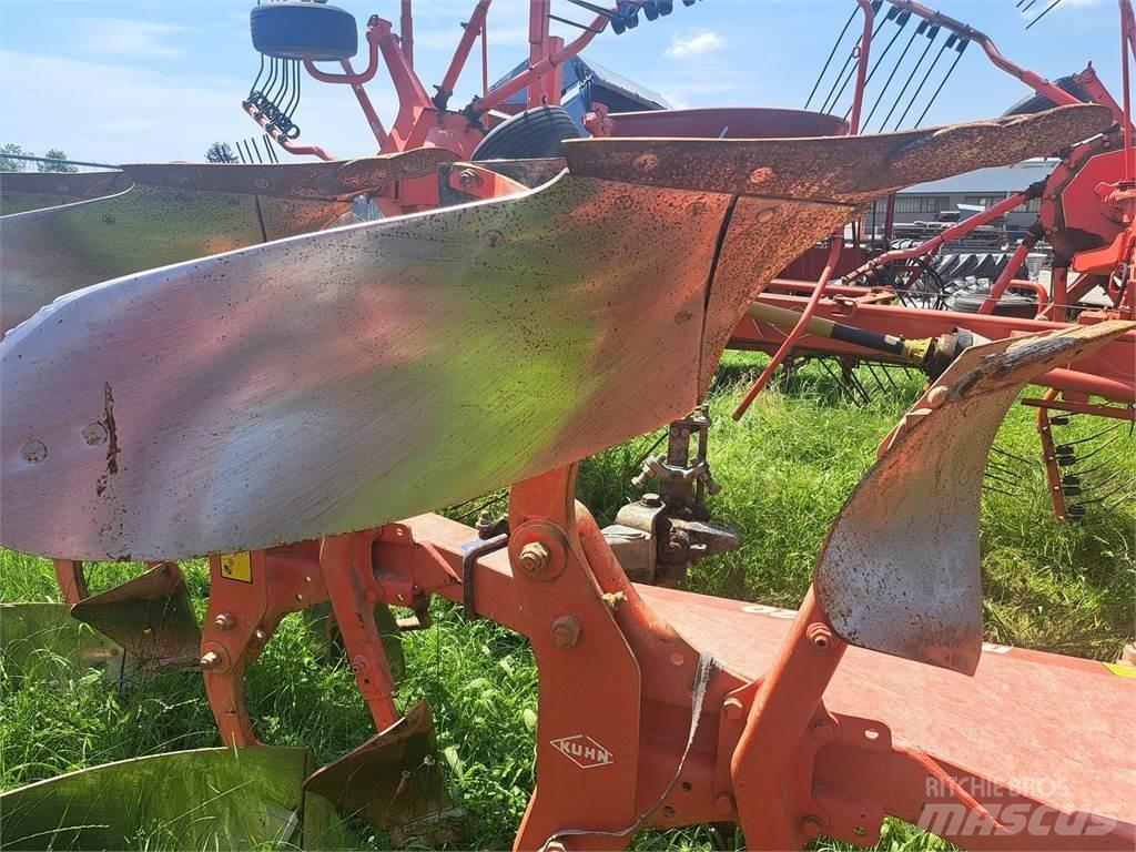 Kuhn Master 120 傳統犁
