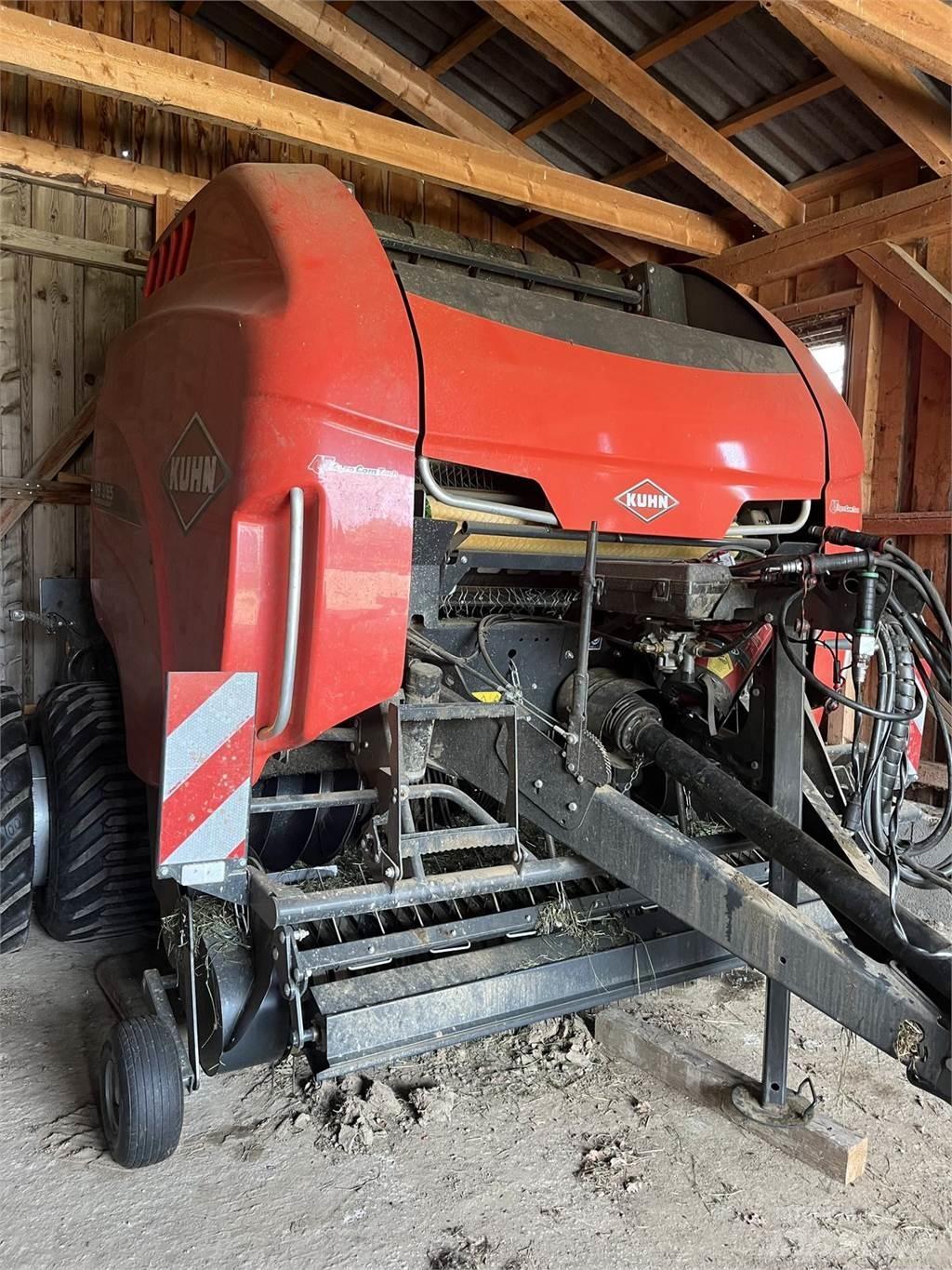 Kuhn VB 3165 圓型牧草打包機