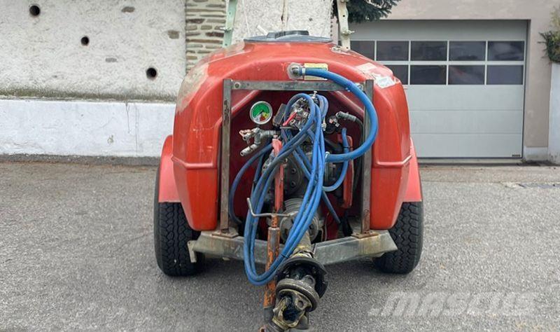 Lochmann RP 10/32 牽引式噴霧機