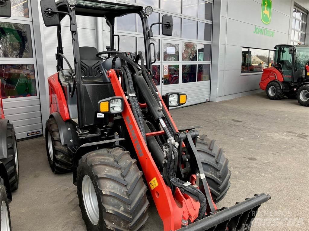 Manitou MLA 3-25 前端裝載機和挖掘機