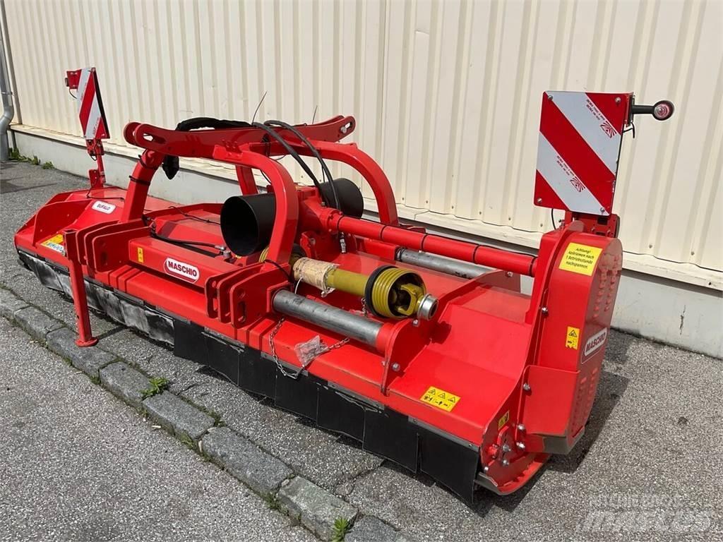 Maschio Bufalo 300 莖葉去葉機