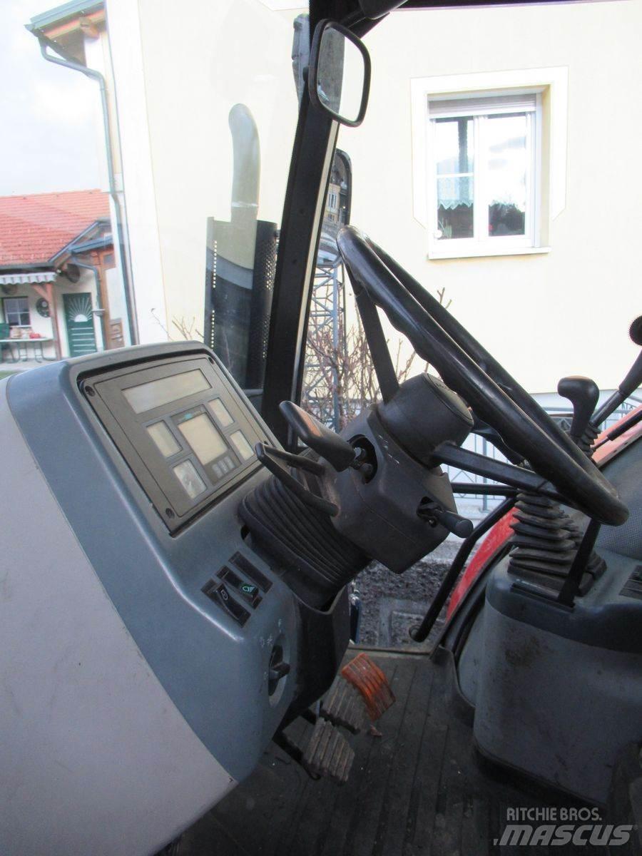 McCormick CX 105 曳引機