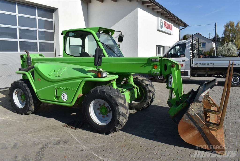 Merlo P40.9 Plus 伸縮臂操作車