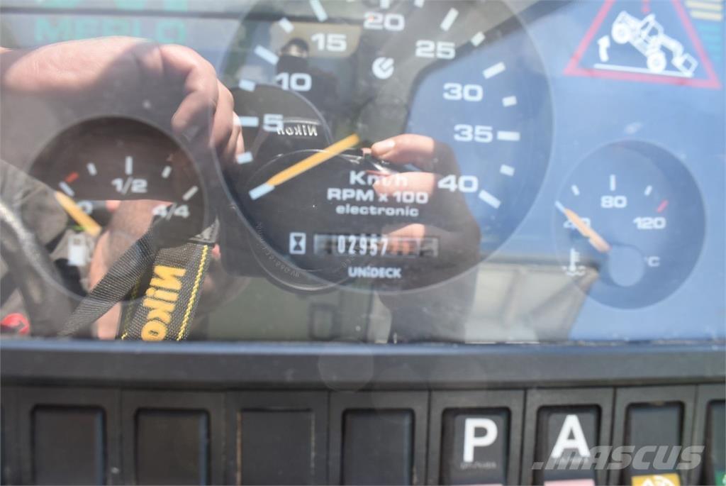 Merlo P40.9 Plus 伸縮臂操作車