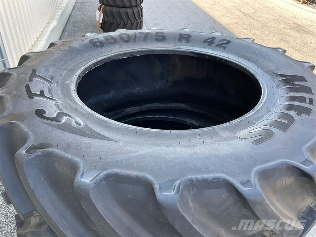 Mitas 650/75 R 42 輪胎、車輪和輪圈
