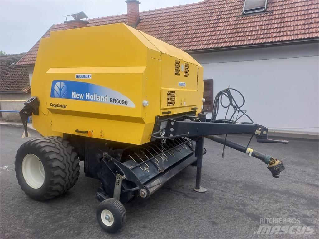 New Holland BR 6090 圓型牧草打包機