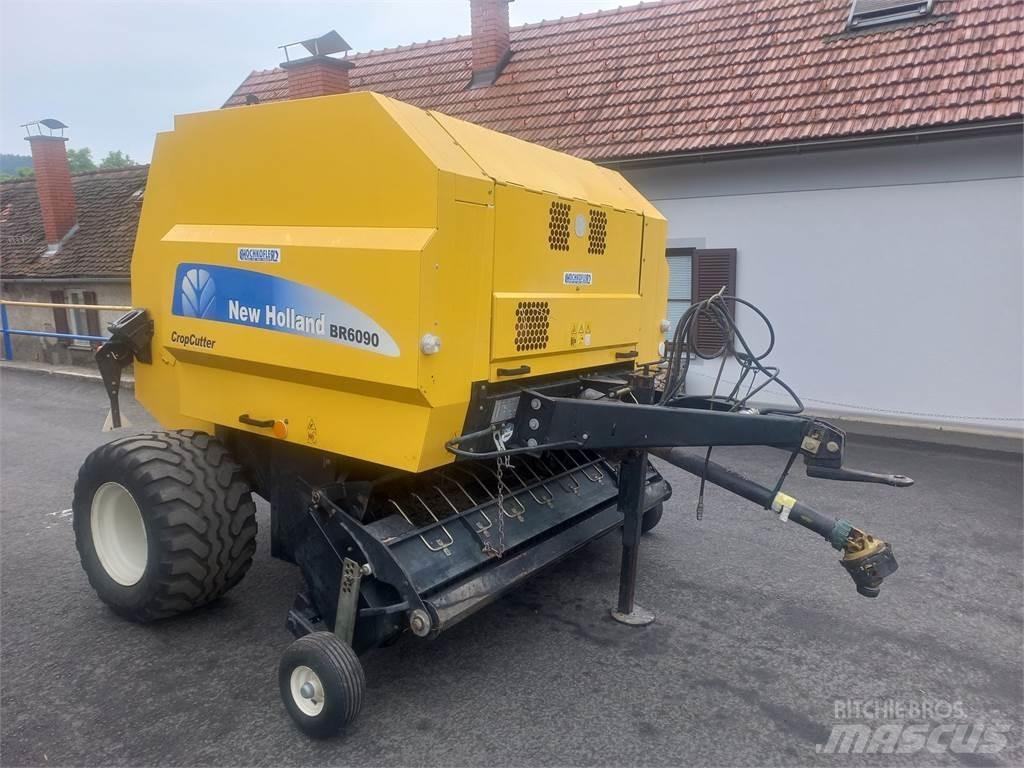 New Holland BR 6090 圓型牧草打包機