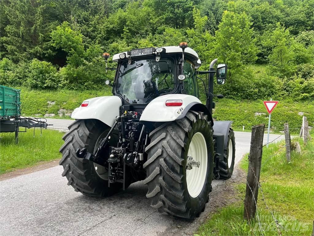 New Holland T7.235 曳引機