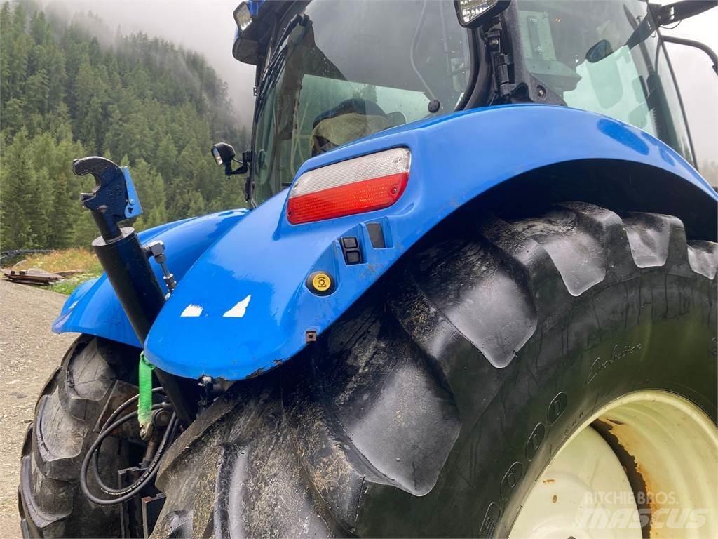 New Holland T7040 曳引機