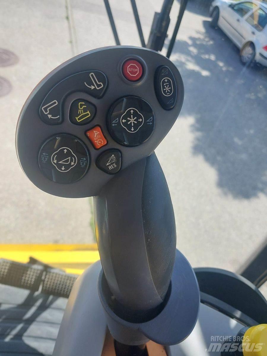 New Holland TC5070 聯合收穫機