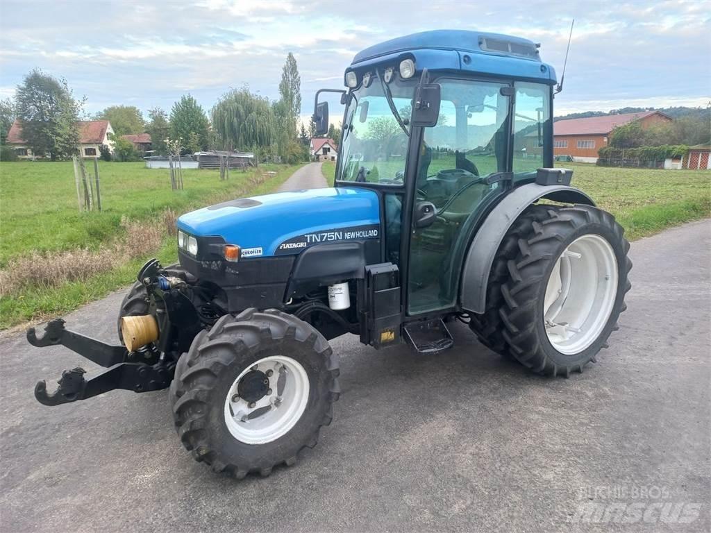 New Holland TN-N 75 曳引機